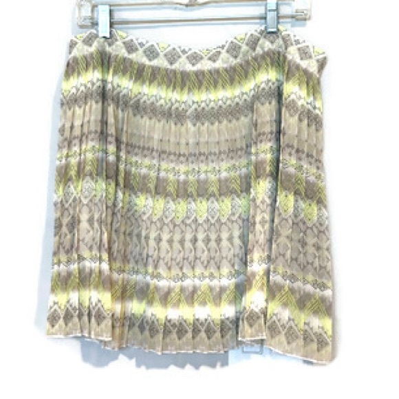 American Eagle Outfitters Pleated  Mini Skirt - Picture 7 of 7